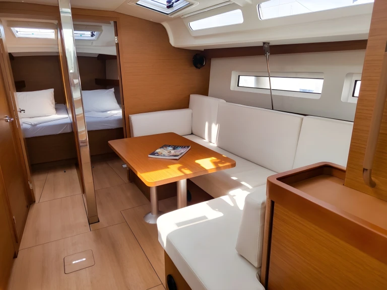Bareboat Rental Sailboat Jeanneau with a boat licence