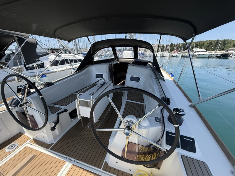 Sailboat rental in Pula - Jeanneau Sun Odyssey 349