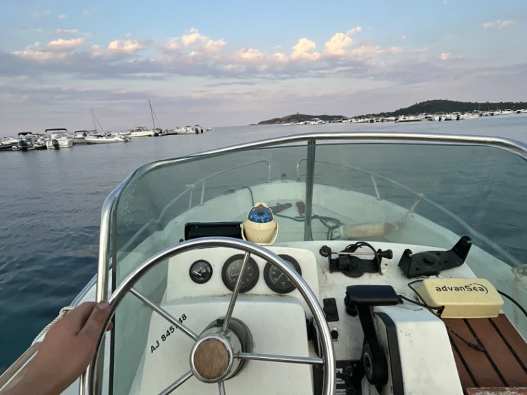 RIB for rent Pinarellu at the best price