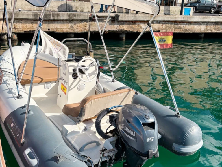 Boat rental Lomac Lomac 400 Open GL in Mahón on Samboat