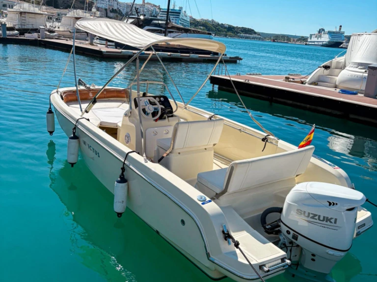 Invictus  Invictus 190 FX charter bareboat or captained in  Mahon Port