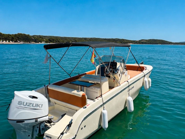 Motorboat rental in Mahón - Invictus  Invictus 240 FX