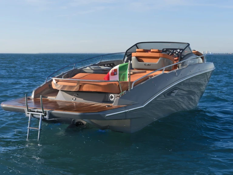 Boat rental Cranchi E30 in Olbia on Samboat
