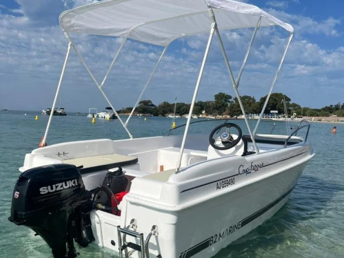 Motorboat for rent Ajaccio at the best price