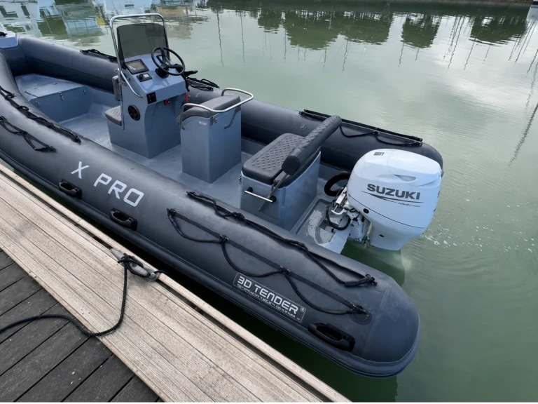 3D Tender X Pro 589 charter bareboat or captained in  La Trinité-sur-Mer