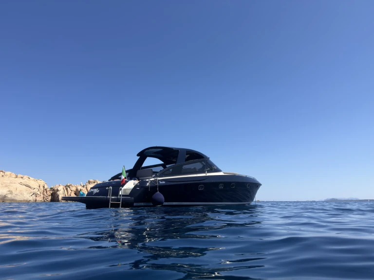 Motorboat rental in Poltu Quatu - Baia 48