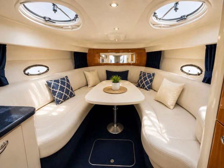 Rent a Cranchi Endurance 39 La Grande-Motte