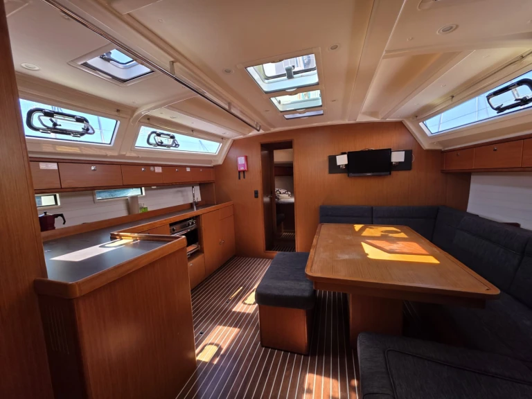 Sailboat rental in Novi Vinodolski - Bavaria Cruiser 46