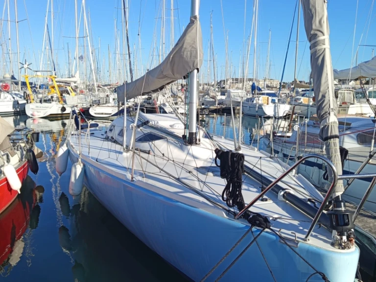 Rent a Pogo Structures Pogo 8.50 Quiberon