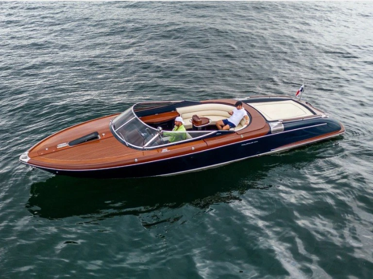Motorboat rental with or without captain Riviera Panama City Beach
