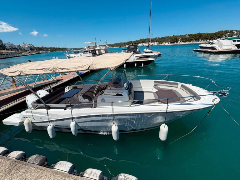 Motorboat rental with or without captain Jeanneau Mahón
