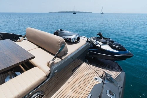 Azimut Azimut 50 charter bareboat or captained in  Panama City Beach