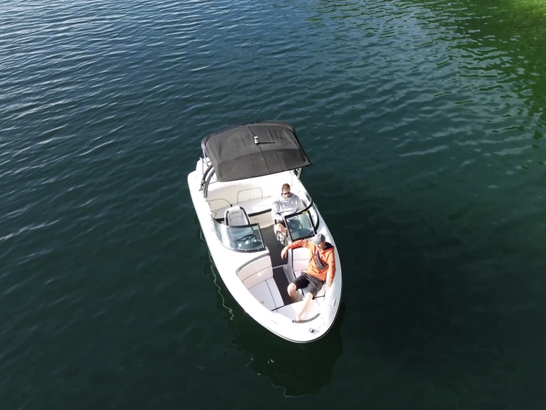 Yacht charter Aix-les-Bains cheap Sea Ray 190 Sport