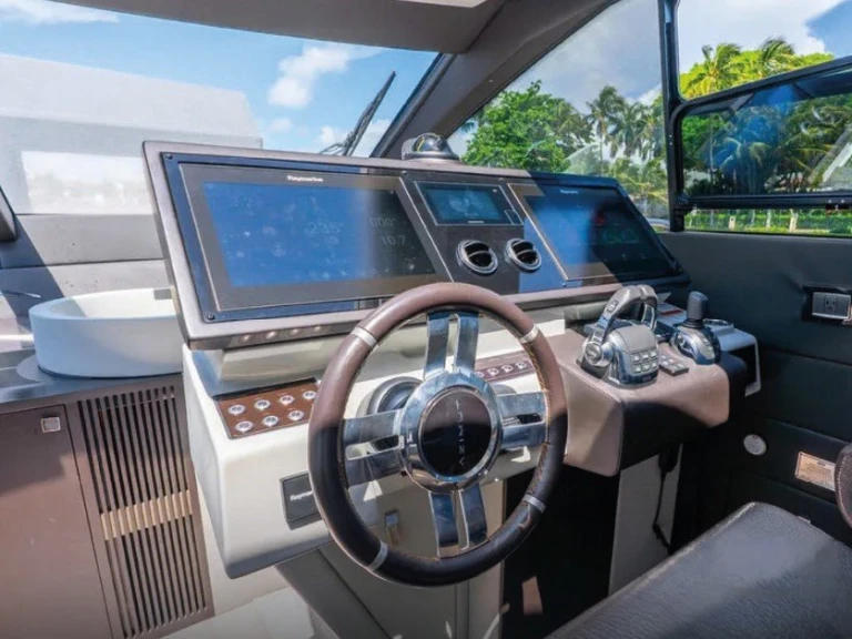 Azimut Azimut 72 S charter bareboat or captained in  Panama City Beach