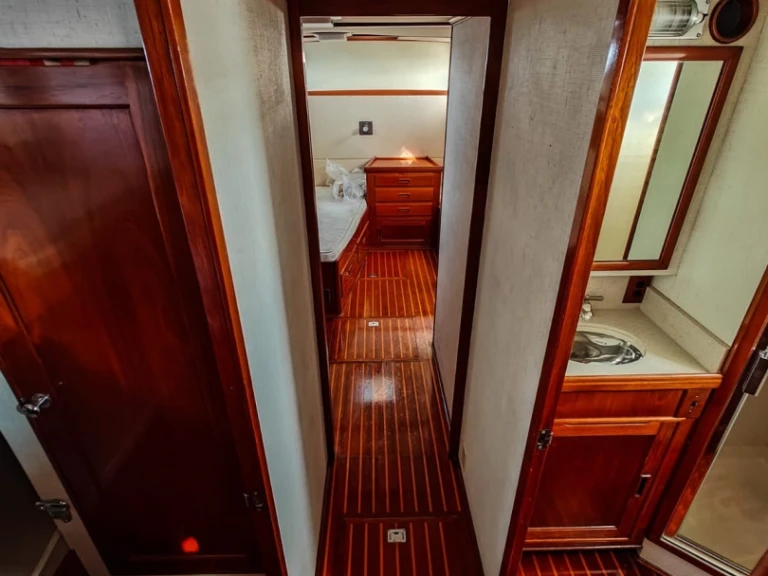 Sailboat rental with or without captain Sparkman-Stephens Xemxija