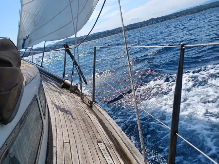 Yacht charter Saint-Laurent-du-Var cheap OPUS 34