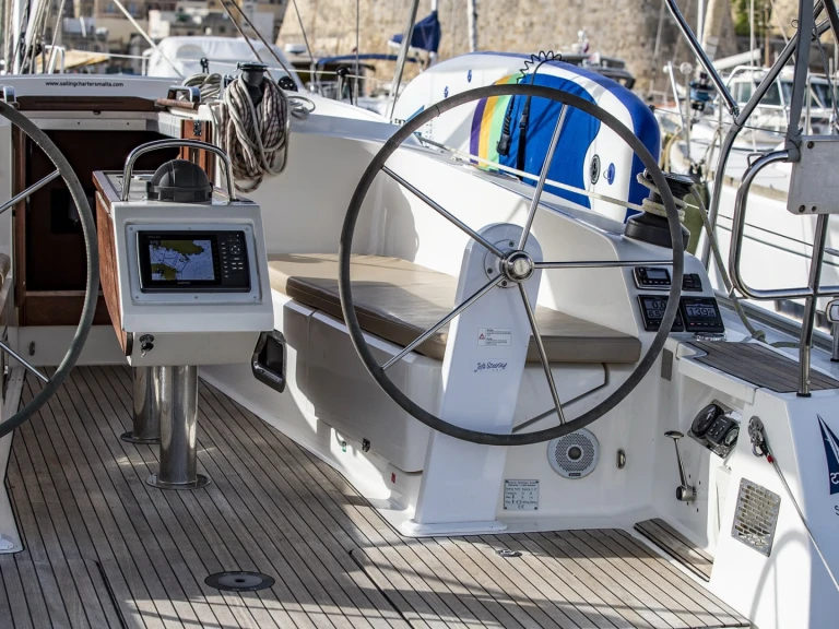 Bareboat Rental Sailboat Bavaria with a boat licence