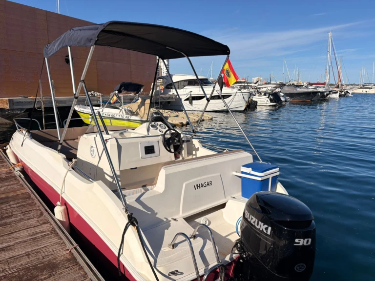 Bareboat Rental Motorboat Remus with a boat licence