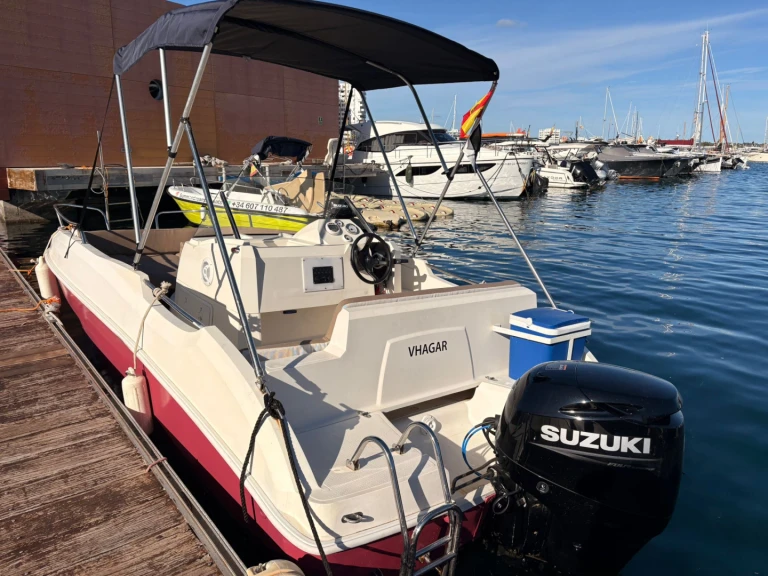 Motorboat for rent Sant Antoni de Portmany at the best price