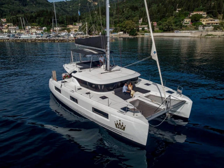 Bareboat Rental Catamaran Lagoon with a boat licence
