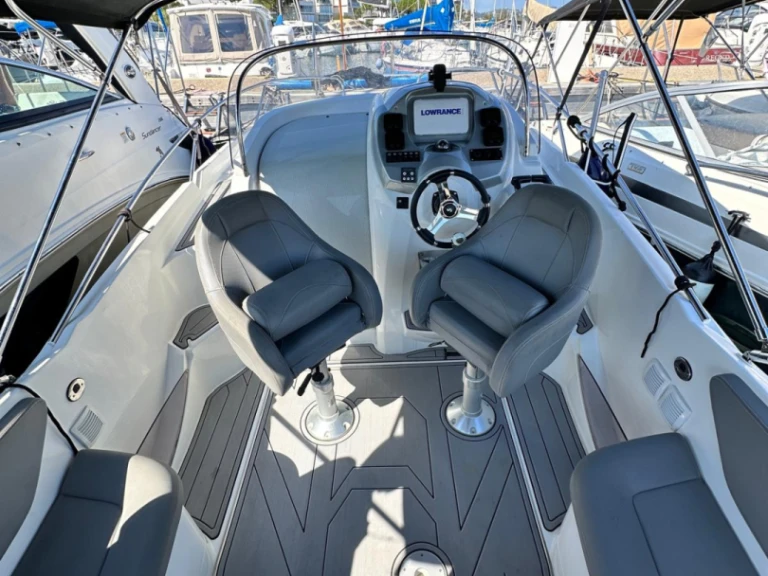 Motorboat rental in Mandelieu-la-Napoule - Bénéteau Flyer 750 Sun Deck