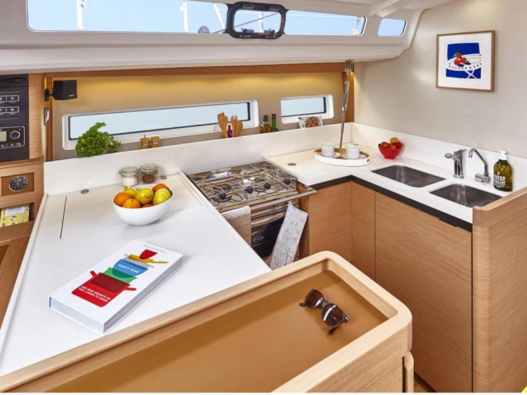 Sailboat rental with or without captain Jeanneau Murter-Kornati