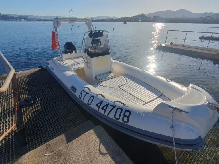 Bareboat Rental RIB Nuova Jolly with a boat licence