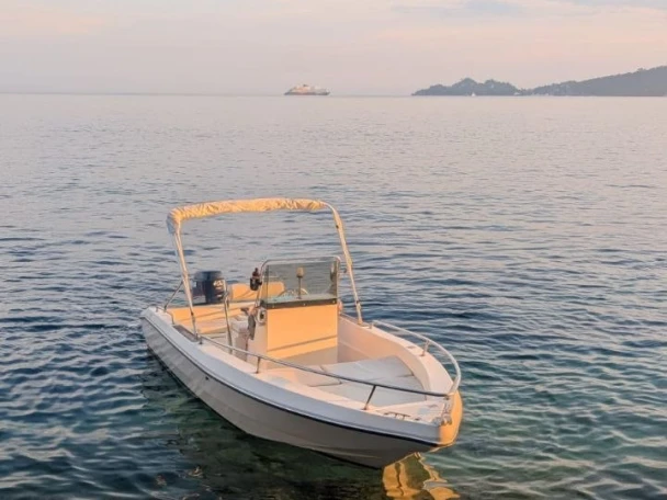 Rent a Capelli Cap16 Porto Turistico Internazionale Di Rapallo