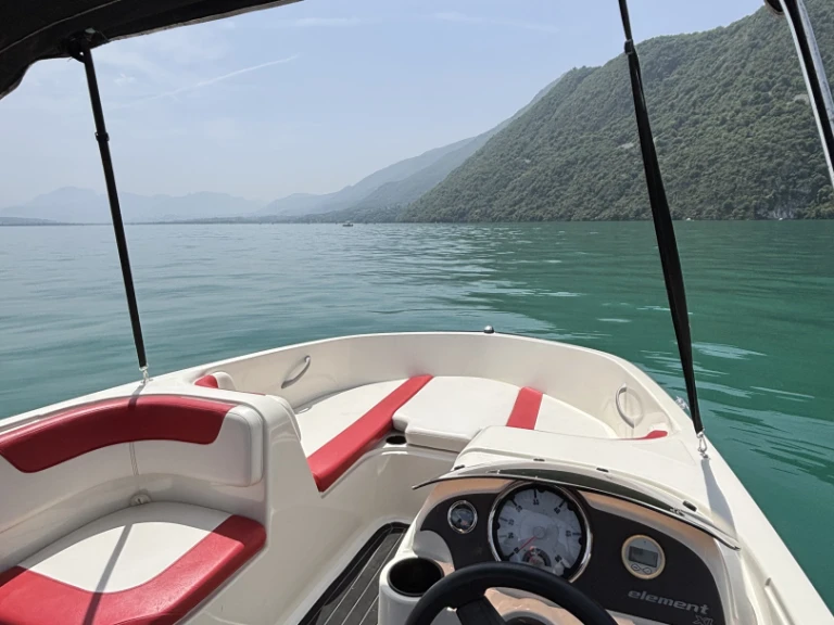 Bayliner Bayliner 180 Element XL in Grand Port d'Aix-les-Bains on SamBoat