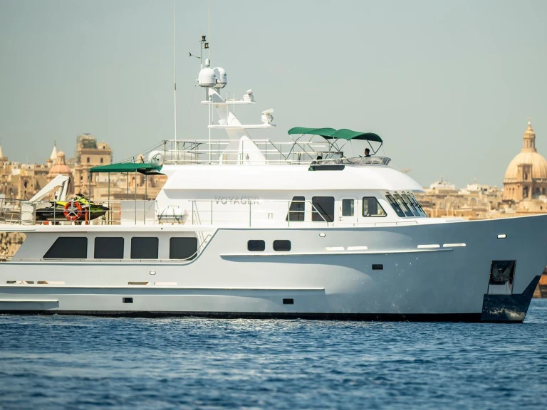 Luxury Yacht for rent Kalkara at the best price