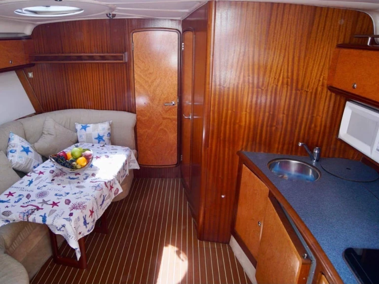 Motorboat rental with or without captain Bavaria Valletta