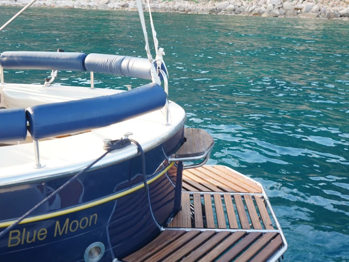Motorboat for rent Sant Feliu de Guíxols at the best price