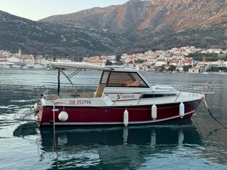Yacht charter Dubrovnik cheap Antares 660