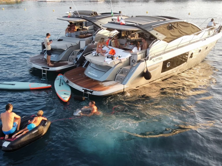 Motorboat rental in Nice Ferry Port - Cranchi Cranchi M44 HT