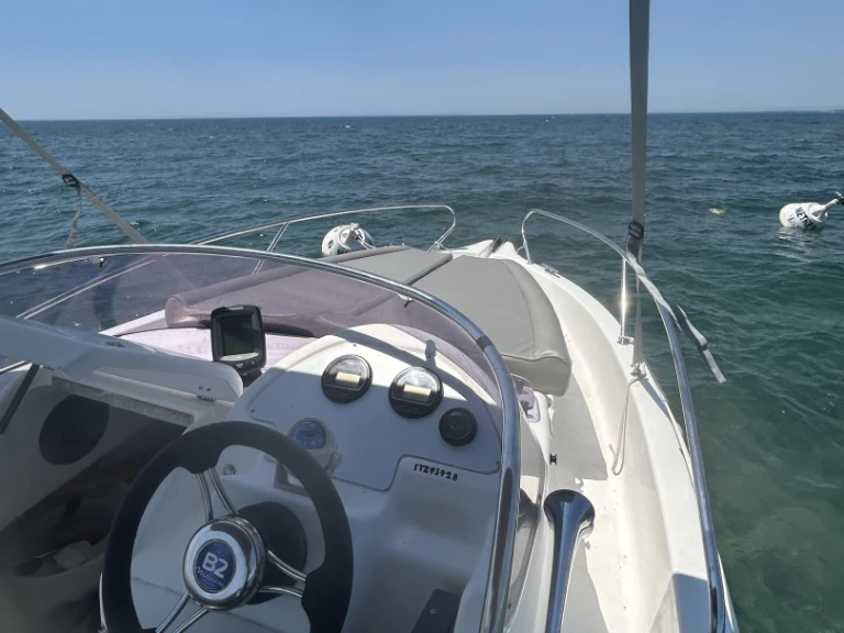 Boat rental B2 Marine 572 DC in Le Cap d'Agde on Samboat