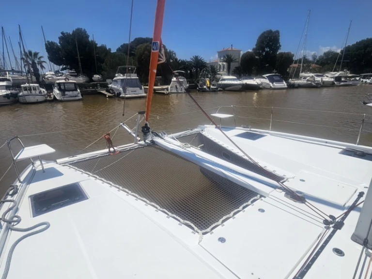 Catamaran rental in Arzon - Bénéteau Excess 11