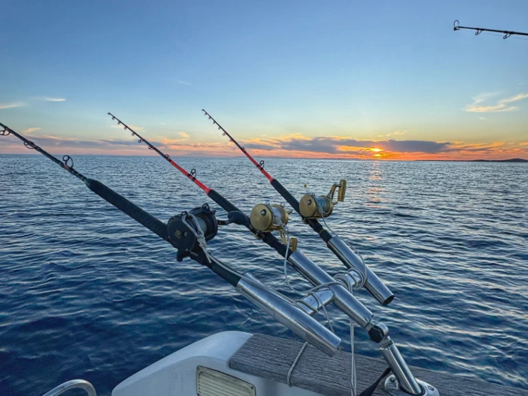 Yacht charter Le Cap d'Agde cheap Ocqueteau 725