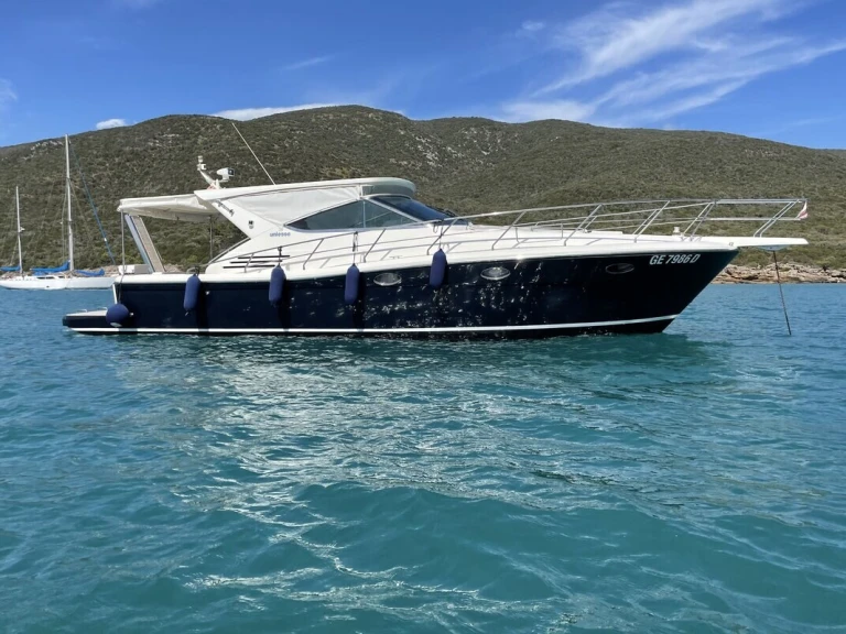 Yacht charter Porto Rotondo cheap 42 open