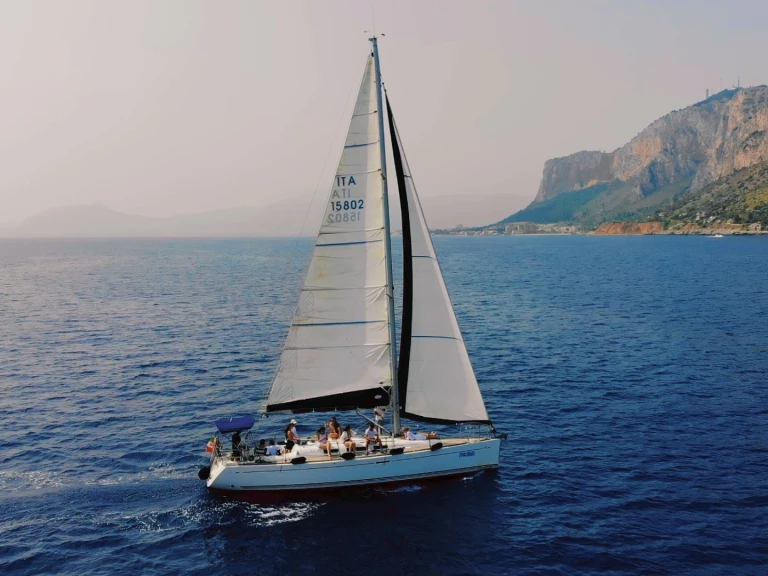 Sailboat for rent Palermo at the best price