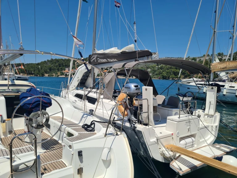 Sailboat rental with or without captain Dufour Zaton