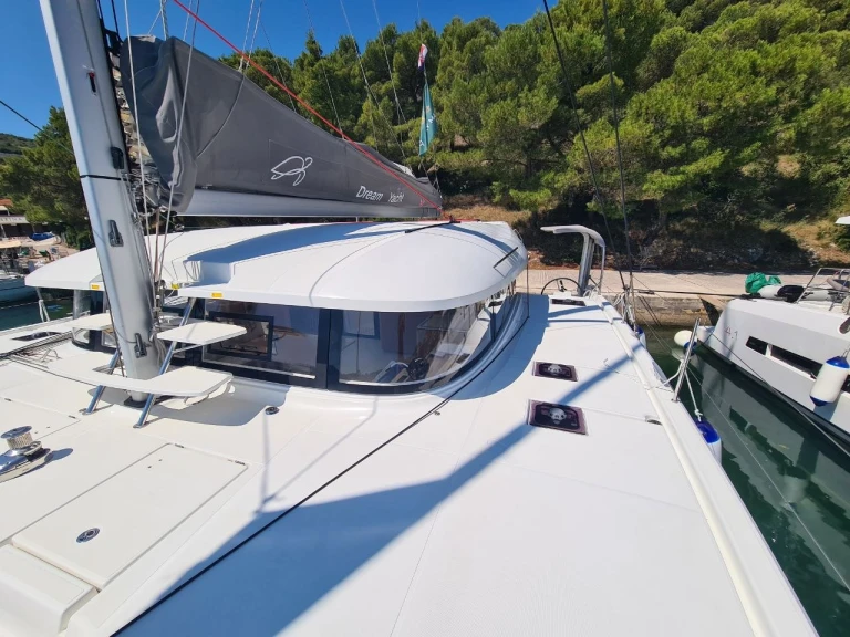 Yacht charter Zaton cheap Excess 14