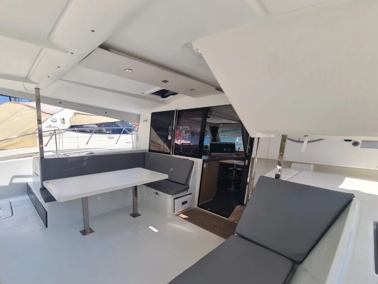 Yacht charter Zaton cheap Lucia 40