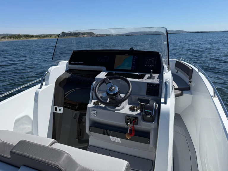 Jeanneau Cap Camarat 7.5 CC charter bareboat or captained in  Mèze