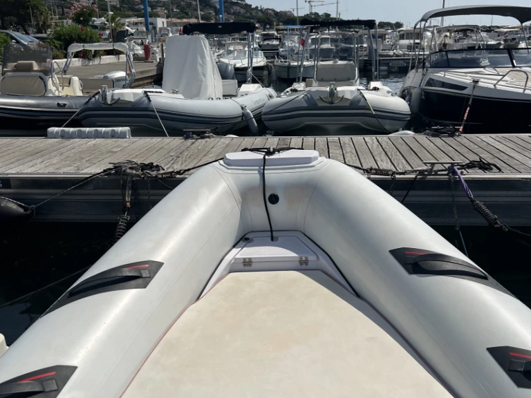Yacht charter Les Issambres cheap SELVA 6.50