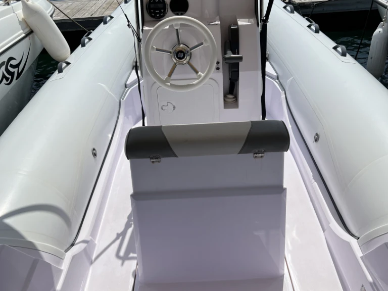 Selva D570FB charter bareboat or captained in  Sainte-Maxime