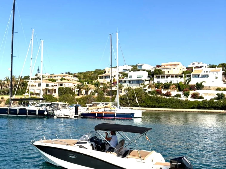 Motorboat rental with or without captain Quicksilver Mahon Port