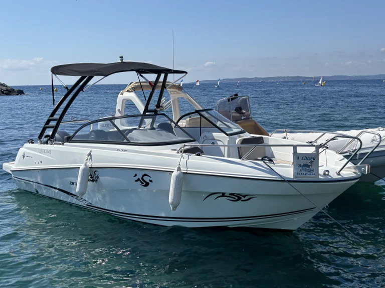 Jeanneau Cap Camarat 6.5 BR charter bareboat or captained in  Les Issambres