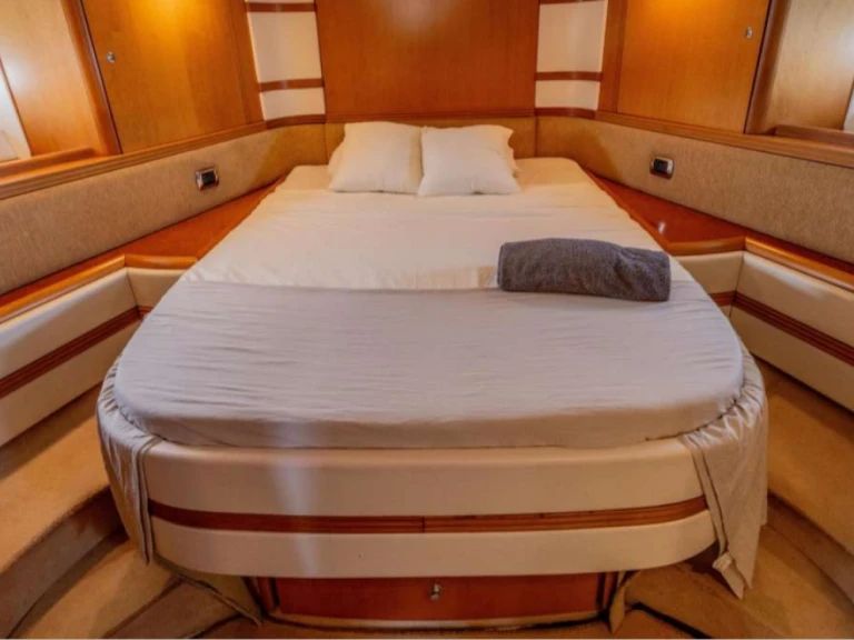 Rent a Baia Baia Aqua 54 Marina Ibiza