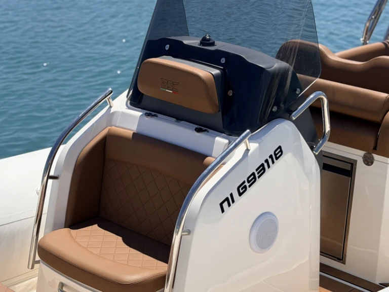 RIB for rent Saint-Laurent-du-Var at the best price
