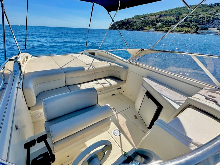 Boat rental Fiart Fiart 27 Sport in Beaulieu-sur-Mer on Samboat